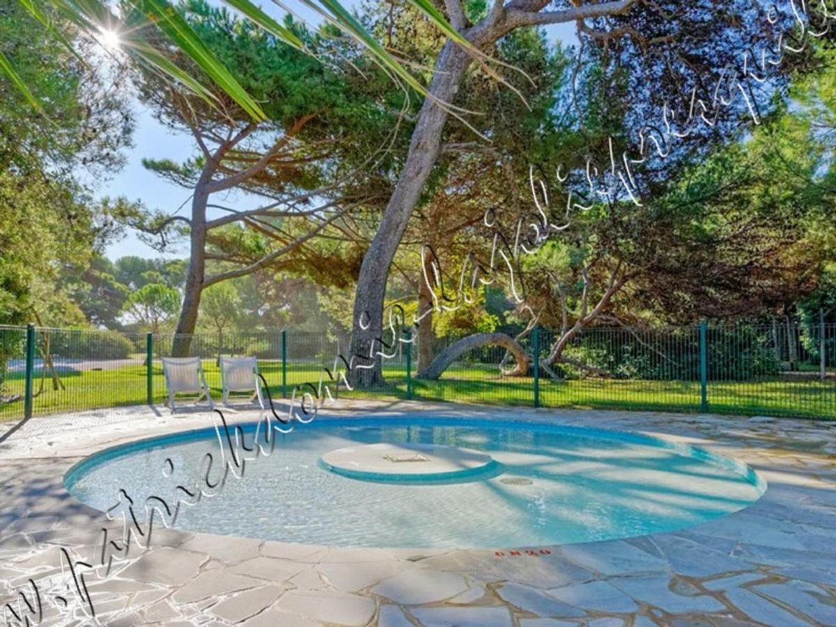 Magnifique Parc De La Presqu'Ile Avec Piscine Et Plage Face A Porquerolles ! Hyeres Exterior photo